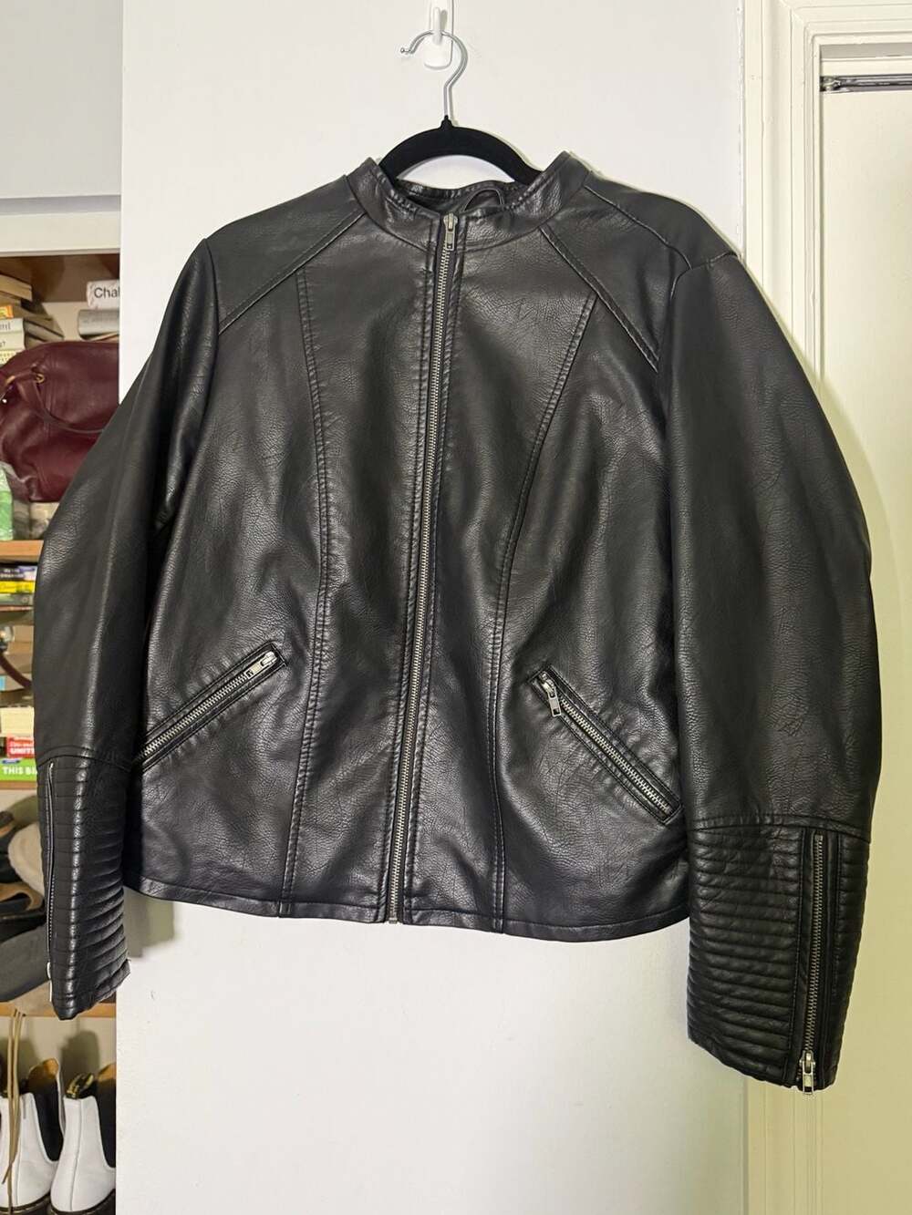 Torrid Faux Leather Moto Jacket Size 1 Black Quilted Zip